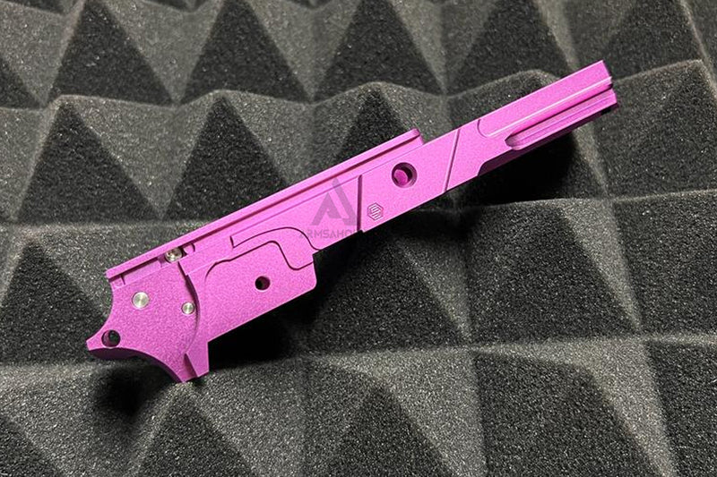 Load image into Gallery viewer, EDGE Custom "STRAT" 3.9 inch Aluminum Frame for Hi-Capa - Purple #EDGE-AF001-39-PU