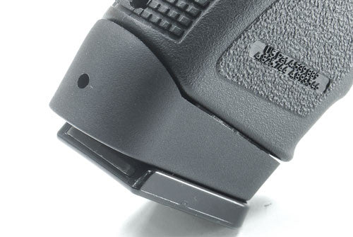 Load image into Gallery viewer, Guarder G17 Grip Spacer Adapts for Marui G17/ KJ G19/23 (Black) #GLK-63(BK)