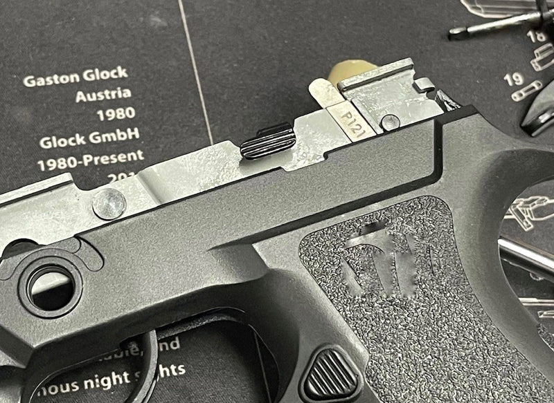 Load image into Gallery viewer, Nova X-Series Carry Full Size Lower Frame For VFC M17/M18/P320 Airsoft GBB Black